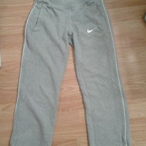 Nike capri sweats